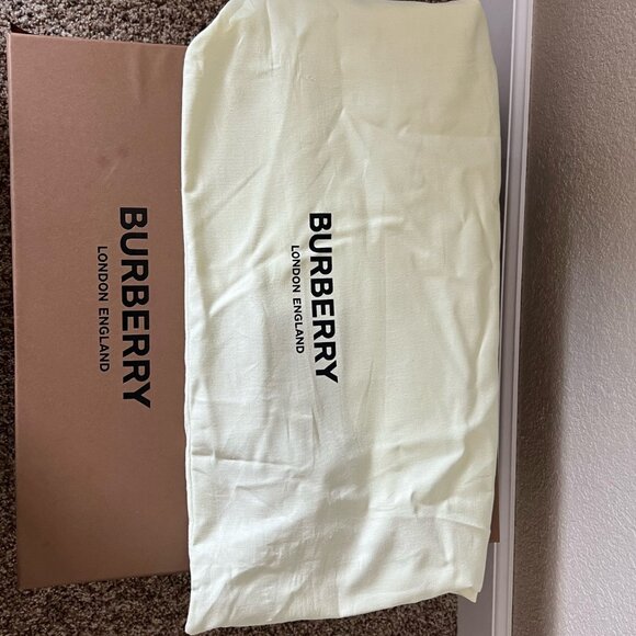 Leather and Vintage Check Two-handle Medium Title Bag - Picture 8 of 9